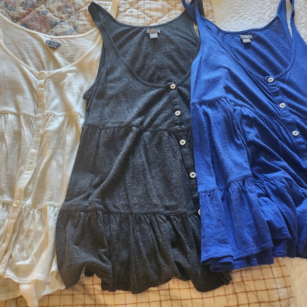 Set of 3 Aerie Babydoll Tank Tops Size Small